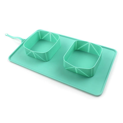 Collapsible Silicone Pet Bowl – Portable & Travel-Friendly