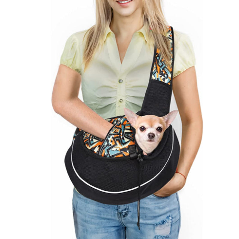 Portable Pet Crossbody Bag – Lightweight & Stylish Carrier for Dogs & Cats